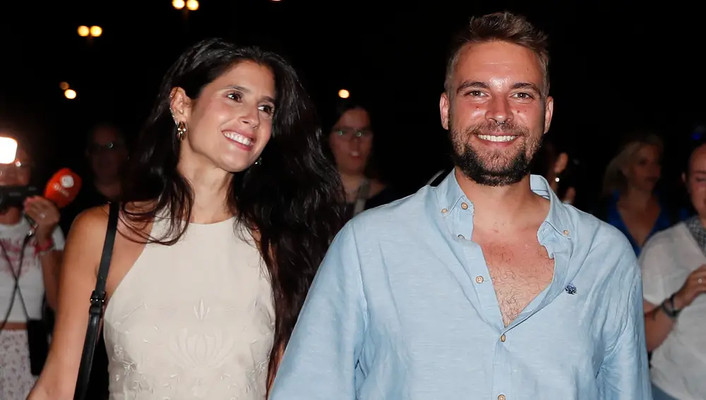 José María Almoguera y su pareja, a la salida del concierto de Aitana en Madrid