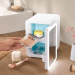La nueva mini nevera portátil del ALDI es perfecta para guardar tanto alimentos como productos de cosmética