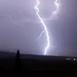 Aviso amarillo por lluvia, tormenta y viento en zonas del interior de Castellón y Valencia