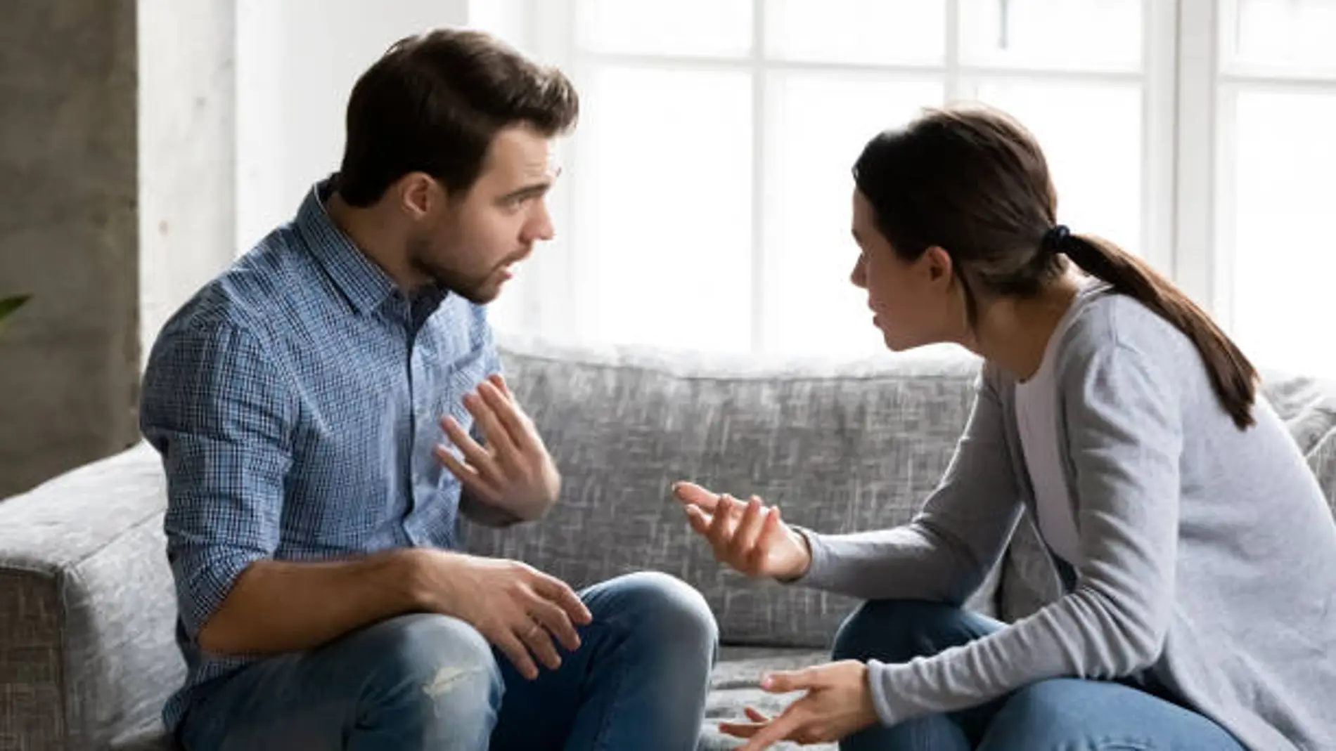 La frase que acaba una pelea en segundos y siempre funciona, según los psicólogos