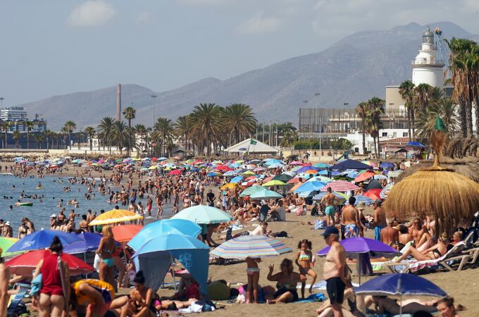 AMP.- Una ola de calor llega este domingo a la Península, con máximas de casi 45ºC, y durará al menos hasta el jueves