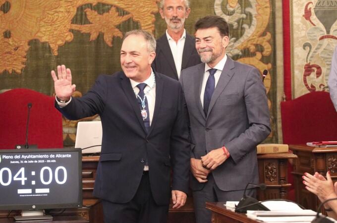 Alicante.- Barcala asigna al nuevo edil Alemañ las áreas de Limpieza y Parques y a Villar Deportes y Recursos Humanos