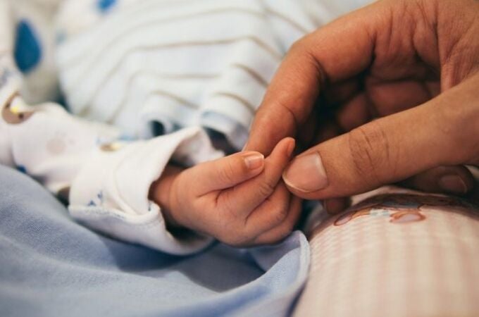 Una investigación revela que cada año nacen unos 74.000 niños en todo el mundo con el virus de la hepatitis C