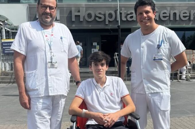 Sergio Rollón abandona el hospital tras una cornada que casi le cuesta la vida