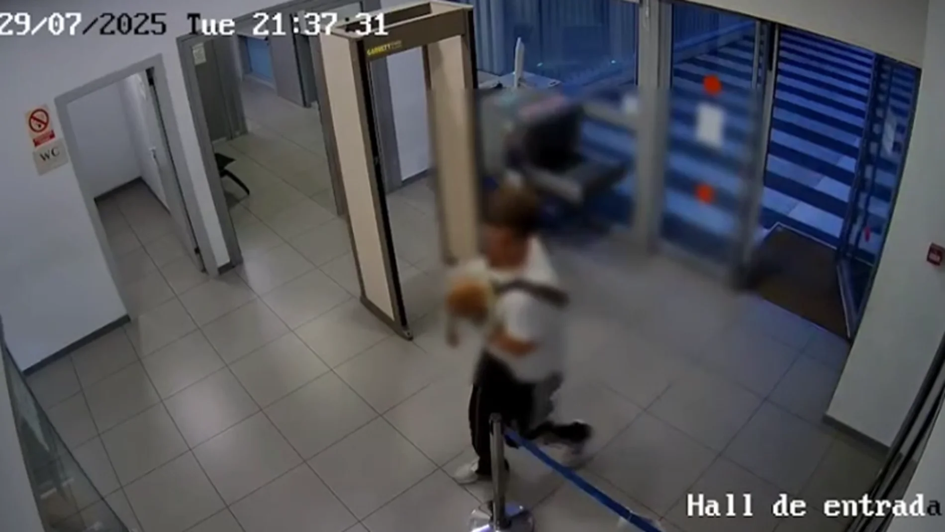 Padre con su hijo en estado crítico