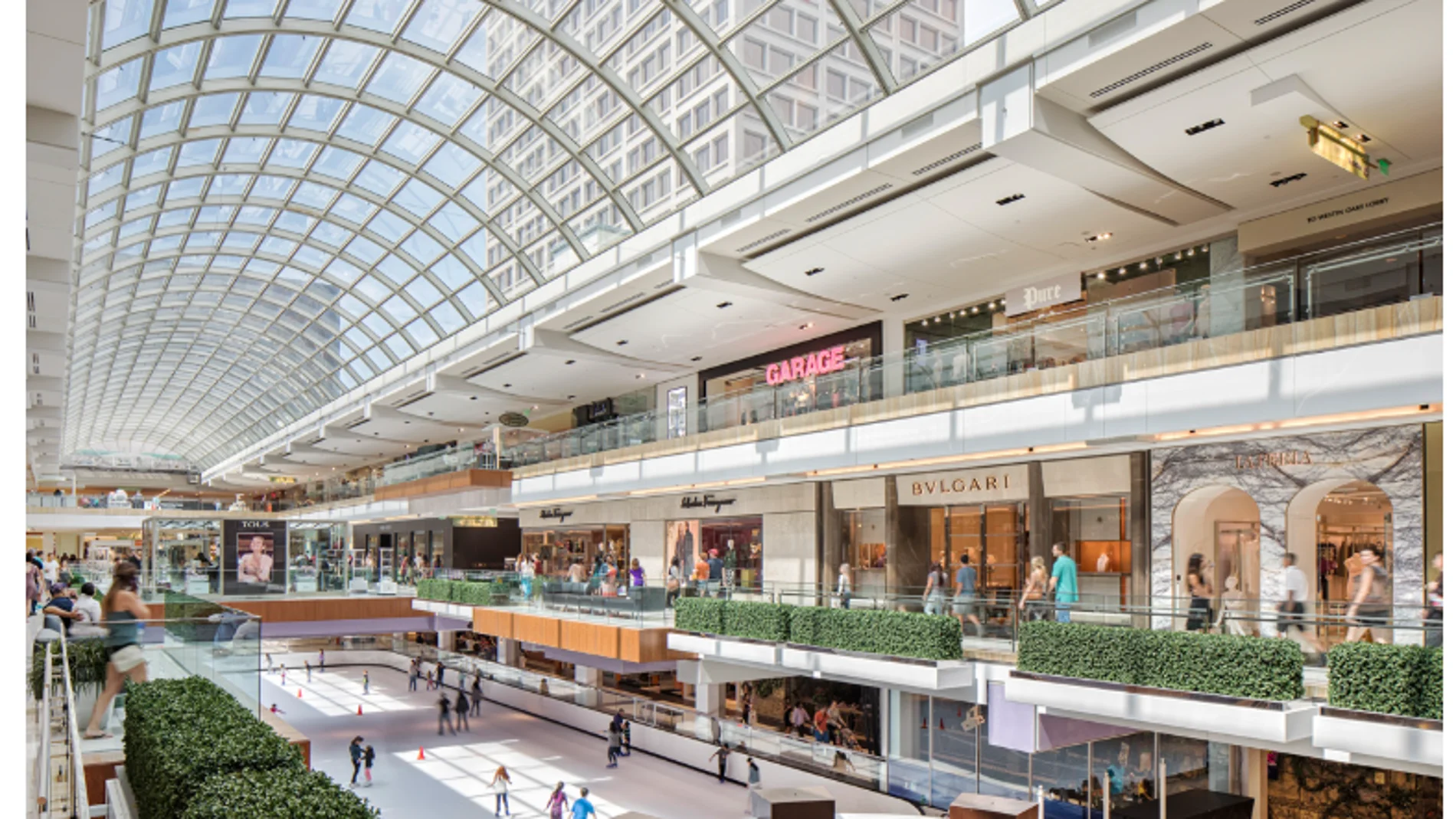 Cámaras de seguridad de un centro comercial en EE UU registran un intento de secuestro a una niña