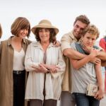 Protagonistas de la película 'Gente que viene y bah'
