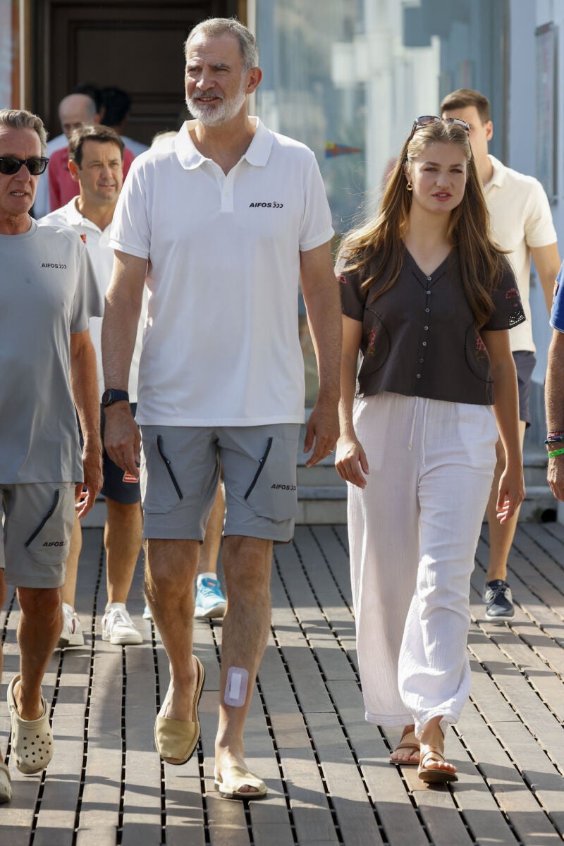 La Princesa Leonor con look boho-chic en Mallorca.