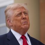 EEUU.- Varios estados demócratas demandan a la Administración Trump por bloquear el tratamiento a menores transgénero