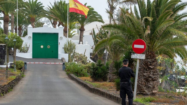 Pedro Sánchez llega a Lanzarote para veranear un año más con su familia en La Mareta