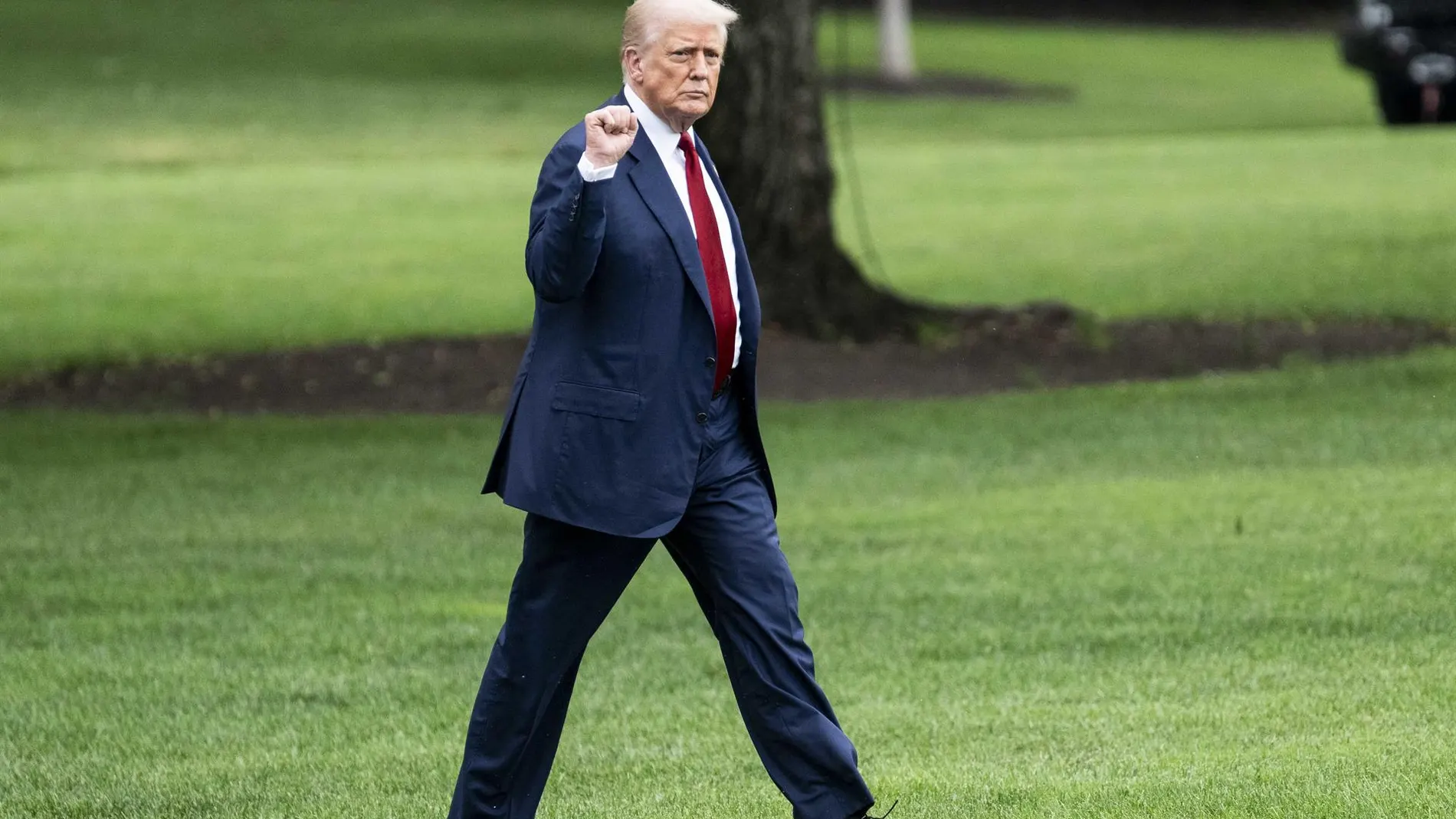 Trump asegura que los submarinos nucleares están "más cerca de Rusia"