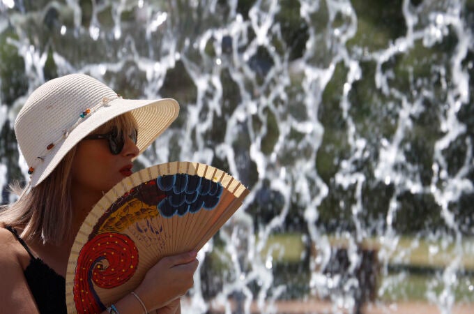 Las temperaturas se disparan en el primer día de ola de calor, que durará hasta el domingo