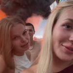 Unas tiktokers rusas, detenidas tras hacerse selfies junto a un depósito de petróleo recién bombardeado por drones ucranianos