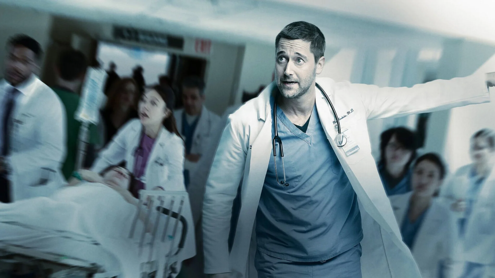 Tiene a Ryan Eggold como protagonista
