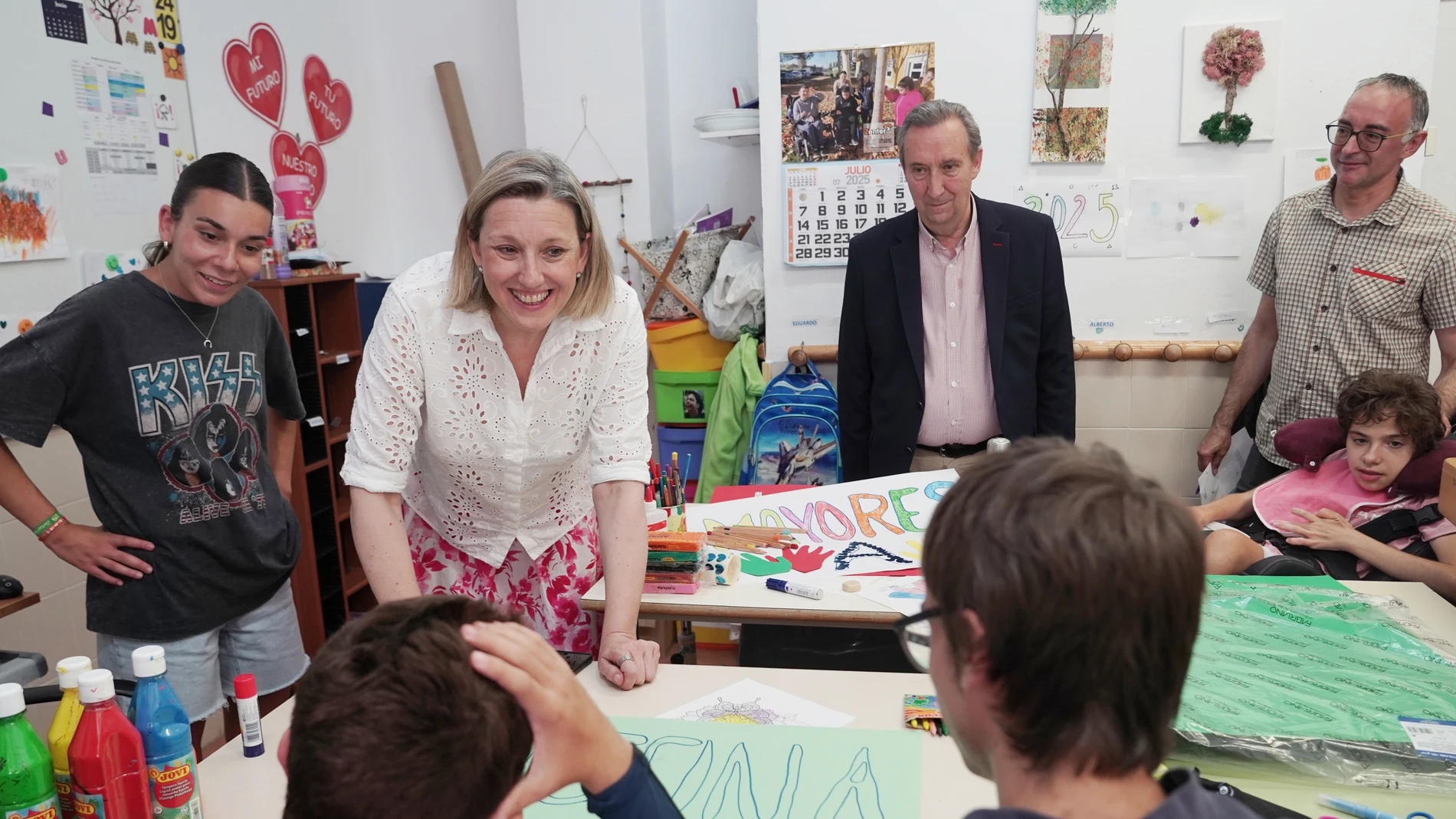 La vicepresidenta Isabel Blanco visita las instalaciones de «El Pino de Obregón» en Valladolid