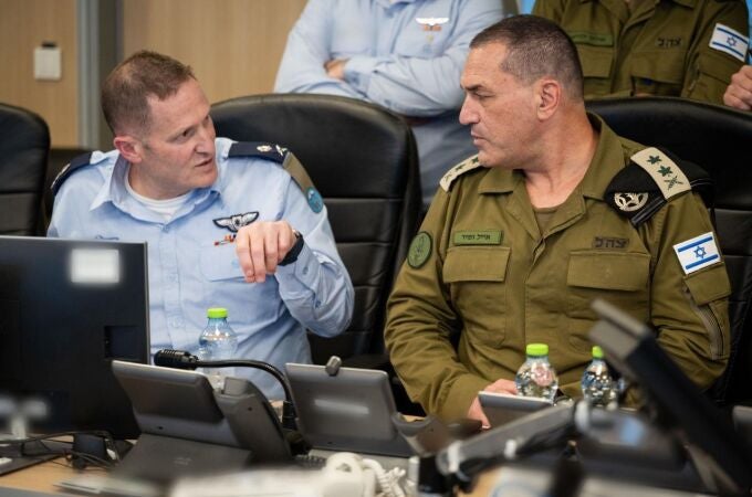 O.Próximo.- El ministro de Defensa afirma que el Ejército "acatará" la decisión del gabinete sobre los planes para Gaza