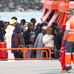 MADRID.-AMP.- El Gobierno empezará el lunes el traslado de menores migrantes con ocho derivaciones a la Península