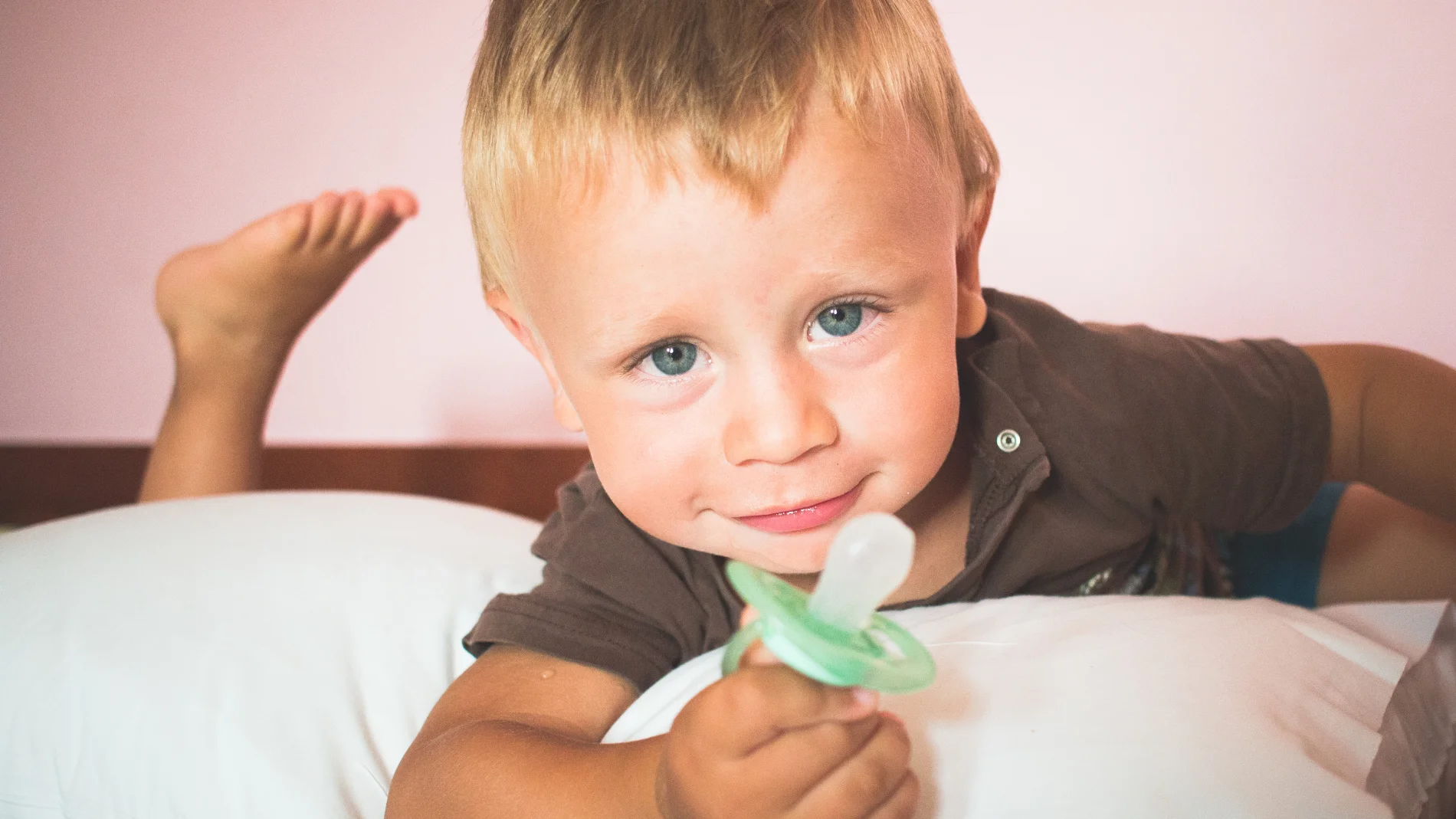 Si tienes los chupetes antiguos de tus hijos tienes un tesoro: este es el uso que les puedes dar