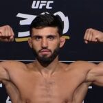 Arman Tsarukyan durante un pesaje