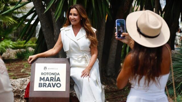 María Bravo, ayer en la inauguración de la rotonda en su honor