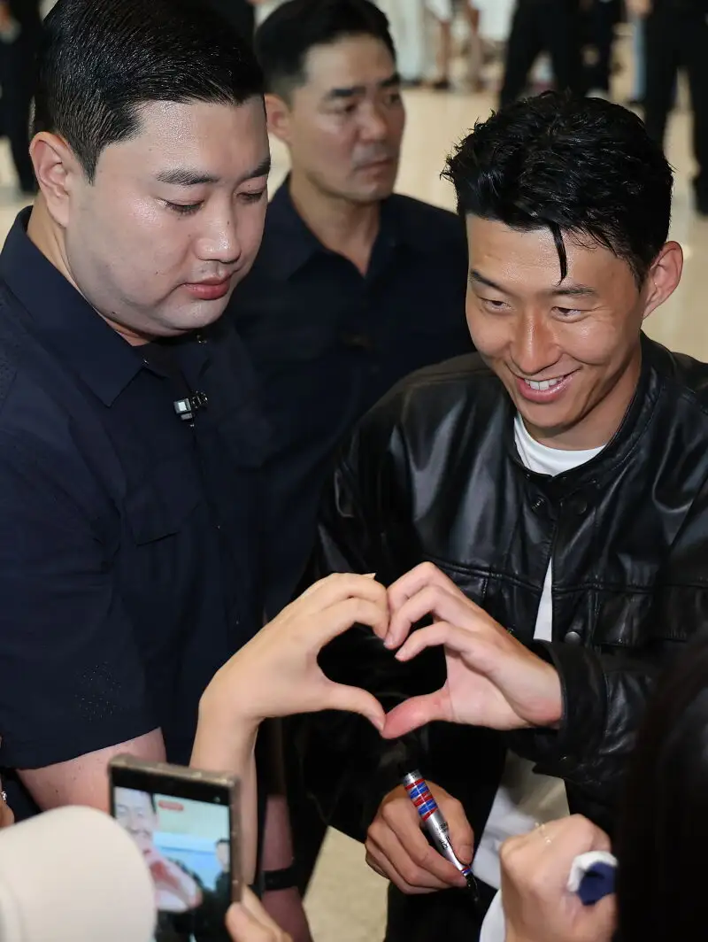 Son Heung-min travels to U.S. with LAFC move imminent