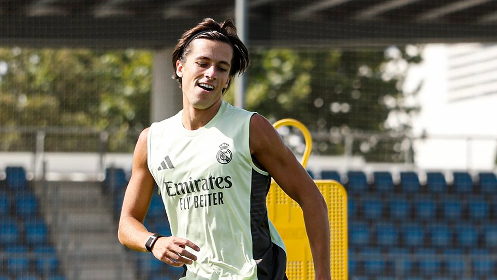 Álvaro Carreras, en un entrenamiento en Valdebebas