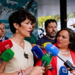 Elma Saiz asegura que el sistema de pensiones en España está garantizado y es sostenible