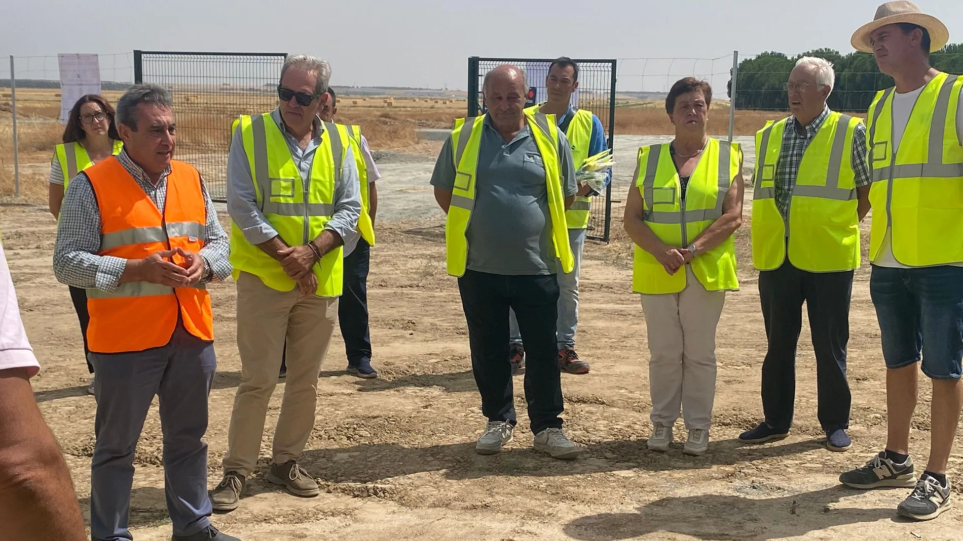 El director general del Instituto Tecnológico Agrario de Castilla y León (ITACyL), Rafael Sáez, visitó las obras en La Moraña