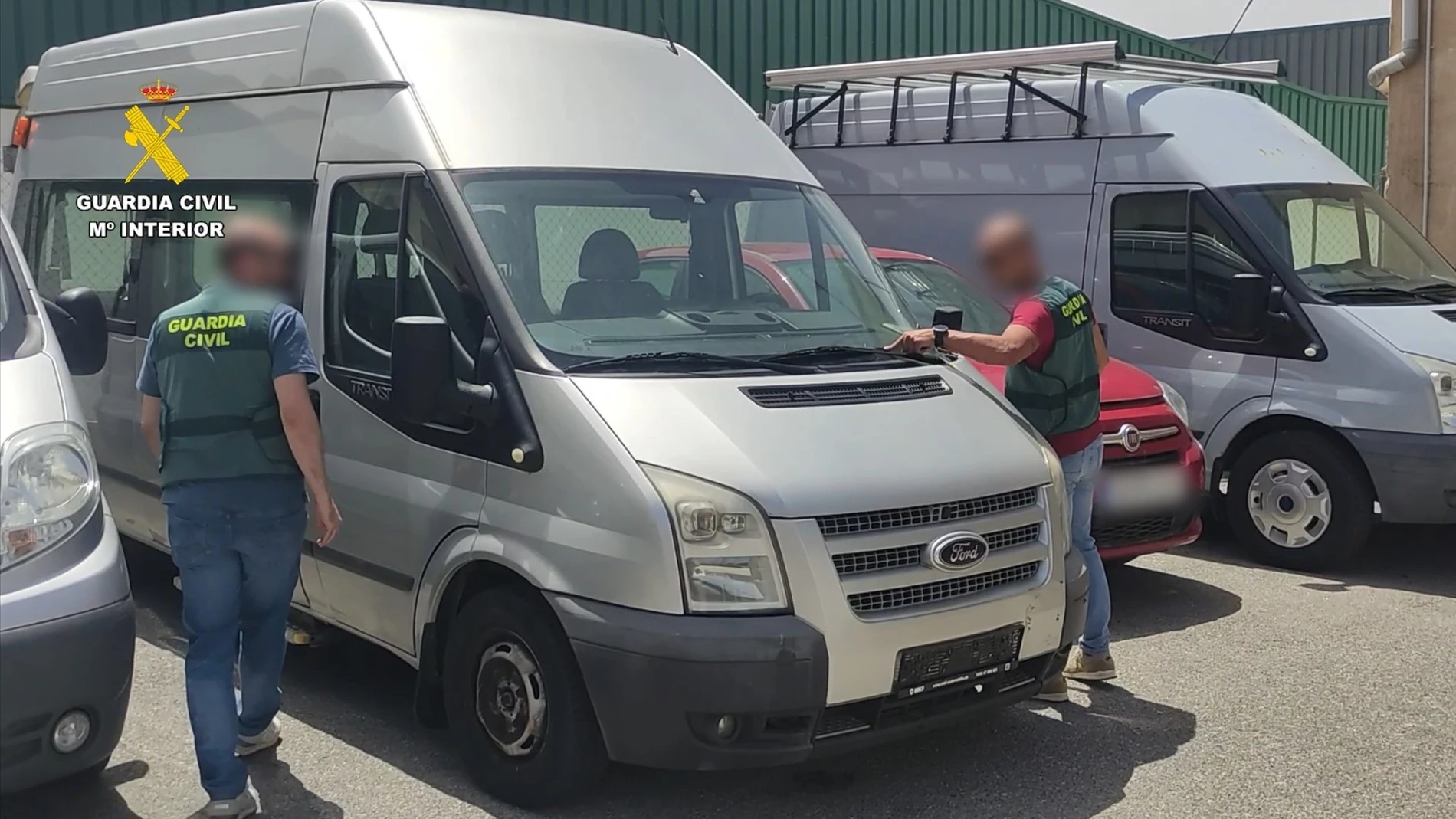 Libertad con cargos para un hombre acusado de estafar con la venta fraudulenta de furgonetas cámper REMITIDA / HANDOUT por GUARDIA CIVIL DE ALICANTE Fotografía remitida a medios de comunicación exclusivamente para ilustrar la noticia a la que hace referencia la imagen, y citando la procedencia de la imagen en la firma 07/08/2025