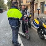 Alicante.- La Policía Local impone más de 2.500 sanciones por incumplimientos en el uso de patinetes en lo que va de año