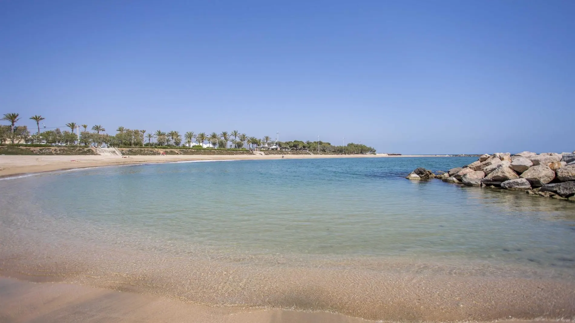 Sucesos.- Fallece un hombre de 74 años en la playa en Vinaròs (Castellón)