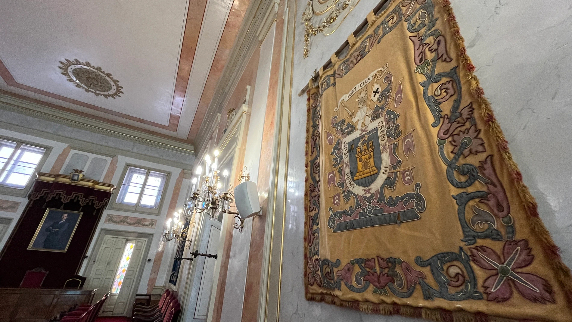 El Ayuntamiento de Alcalá de Henares restaura cuatro reposteros pertenecientes a la colección municipal del Palacio ConsistorialREMITIDA / HANDOUT por AYUNTAMIENTO DE ALCALÁ DE HENARESFotografía remitida a medios de comunicación exclusivamente para ilustrar la noticia a la que hace referencia la imagen, y citando la procedencia de la imagen en la firma07/08/2025