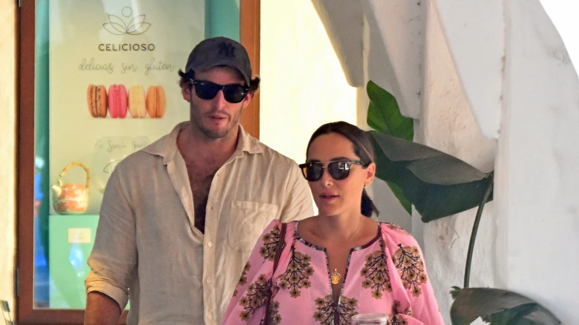 Íñigo Onieva y Tamara Falcó