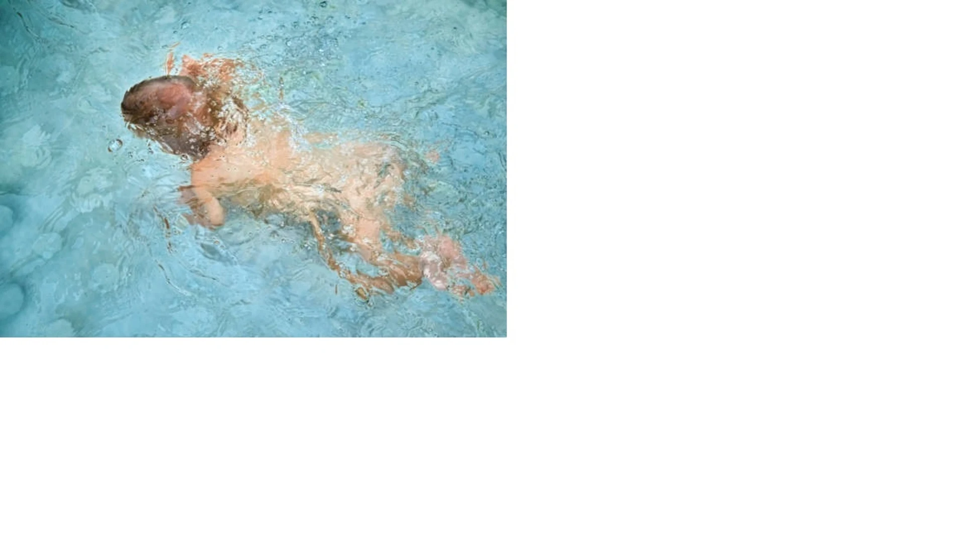 Un bebé en una piscina REMITIDA / HANDOUT por ASOCIACIÓN 'CANARIAS, 1500 KM DE COSTA' Fotografía remitida a medios de comunicación exclusivamente para ilustrar la noticia a la que hace referencia la imagen, y citando la procedencia de la imagen en la firma 07/08/2025