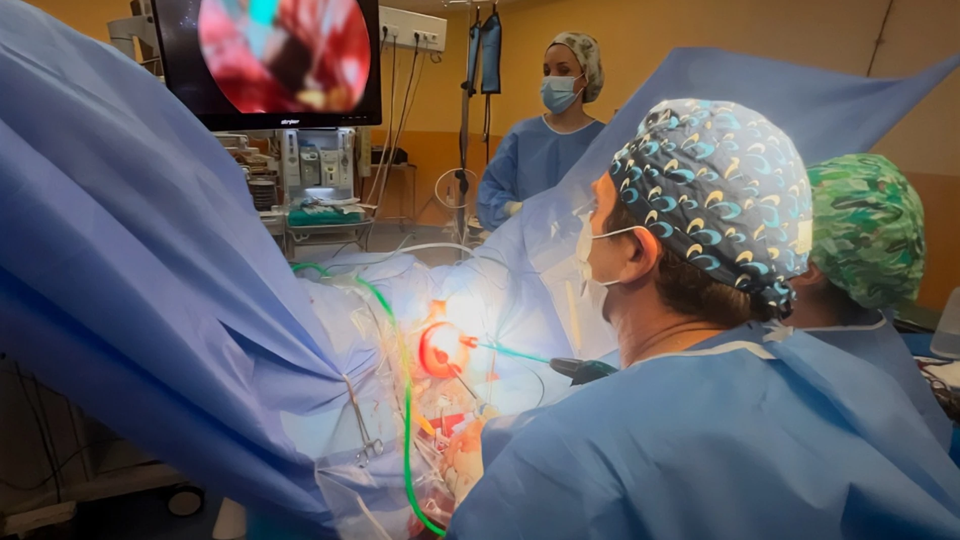 El Hospital Virgen Macarena realiza por primera vez una reconstrucción de clítoris a una mujer que sufrió mutilación genital