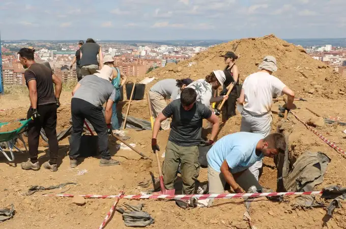 Los hallazgos que confirman el asedio cristiano al Castro de los Judíos de Puente Castro Los hallazgos que confirman el asedio cristiano al Castro de los Judíos de Puente Castro