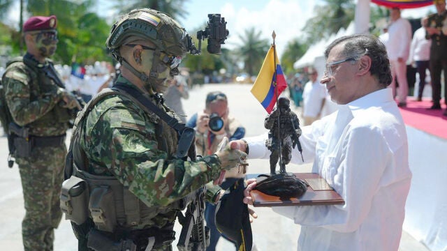 Colombia conmemora el aniversario de la Batalla de Boyacá desde la frontera con Perú