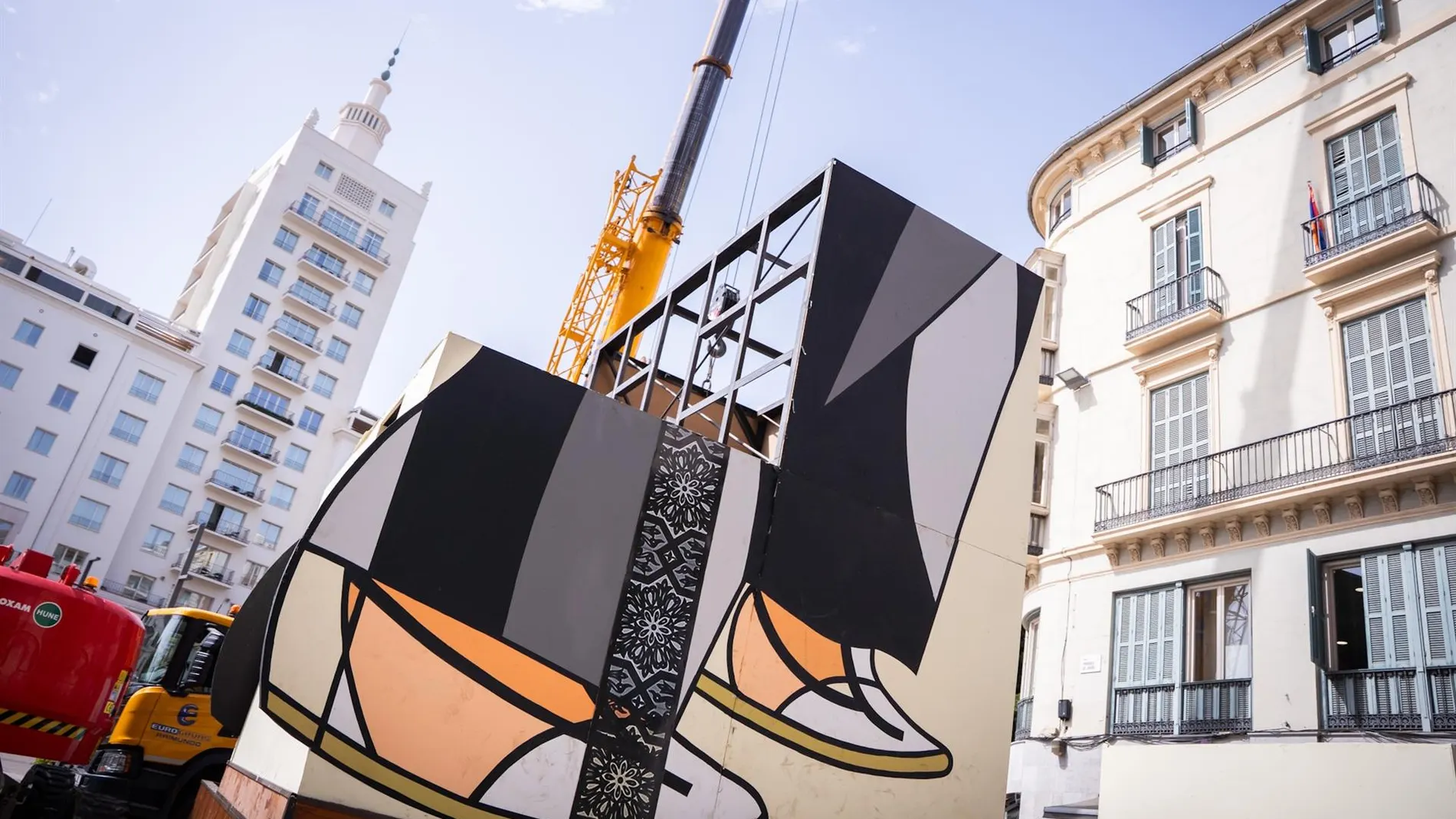 La Feria de Málaga llena de ambiente festivo el centro con actividades, verdiales, flamenco y música popular