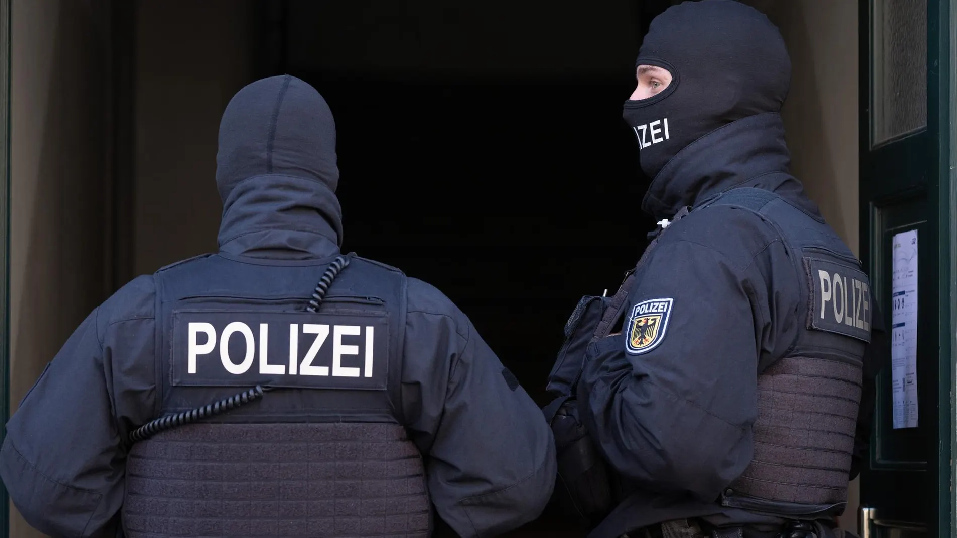 Alemania.- Detenidos en Alemania tres presuntos miembros de un grupo de extrema derecha acusados de traición