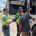 Sucesos.- Guardia Civil investiga a un conductor profesional por sextuplicar la tasa máxima de alcohol