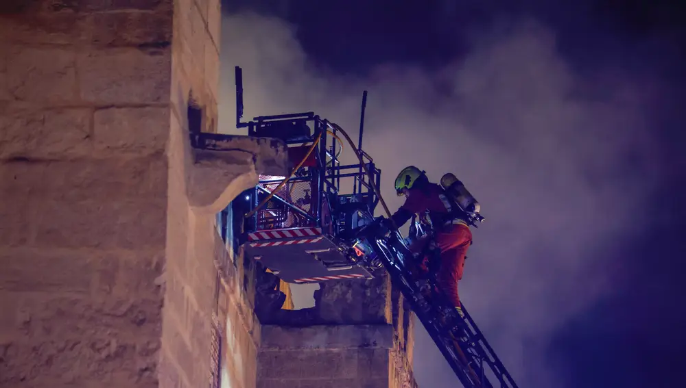 Extinguido el incendio declarado en la Mezquita-Catedral de Córdoba
