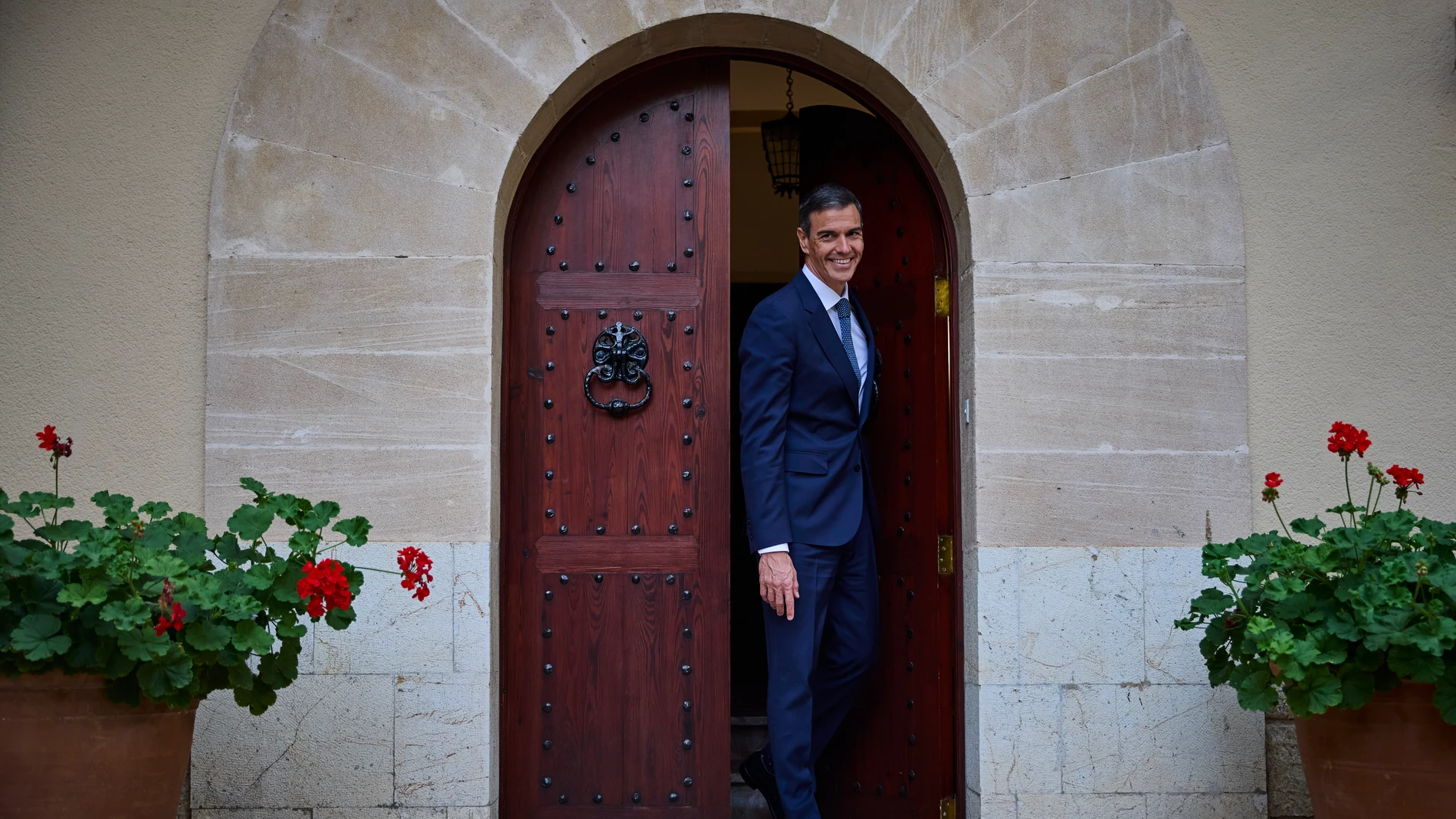 Comparecencia de Pedro Sanchez posterior al despacho del presidente con S.M. el Rey Felipe VI, en el Palacio de Marivent, en Palma de Mallorca.