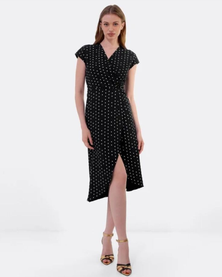 Vestido cruzado lunares