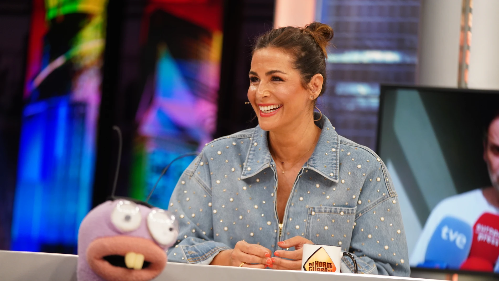 Nuria Roca con look denim.
