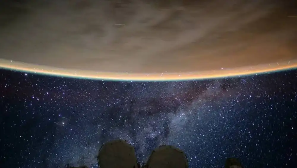 Perseida capturada por Scott Kelly el 13 de agosto de 2015.