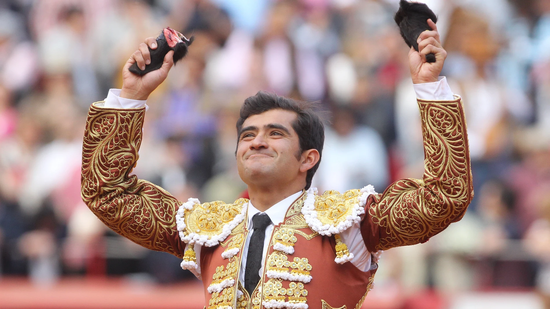 MADRID, 12/08/2025.- Fotografía de archivo, tomada el 04/02/2019 en Ciudad de México, del torero mexicano Joselito Adame, que ha anunciado este martes a través de un comunicado que, tras la corrida en la que participará mañana en la feria taurina de Huesca (noroeste español), la 606 de su carrera, se retirará de los ruedos. EFE/Archivo/Mario Guzmán