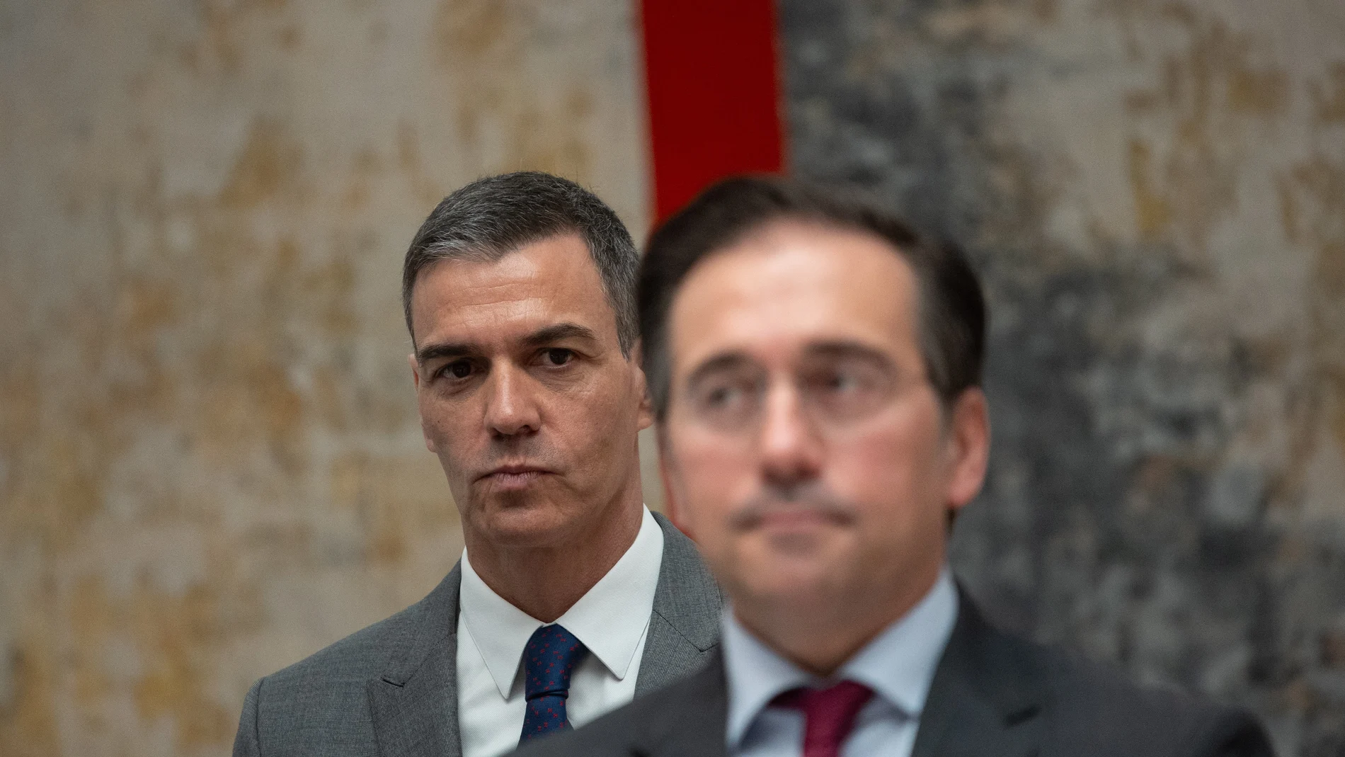 El Presidente del Gobierno, Pedro Sánchez, y el ministro de Exteriores, José Manuel Albares