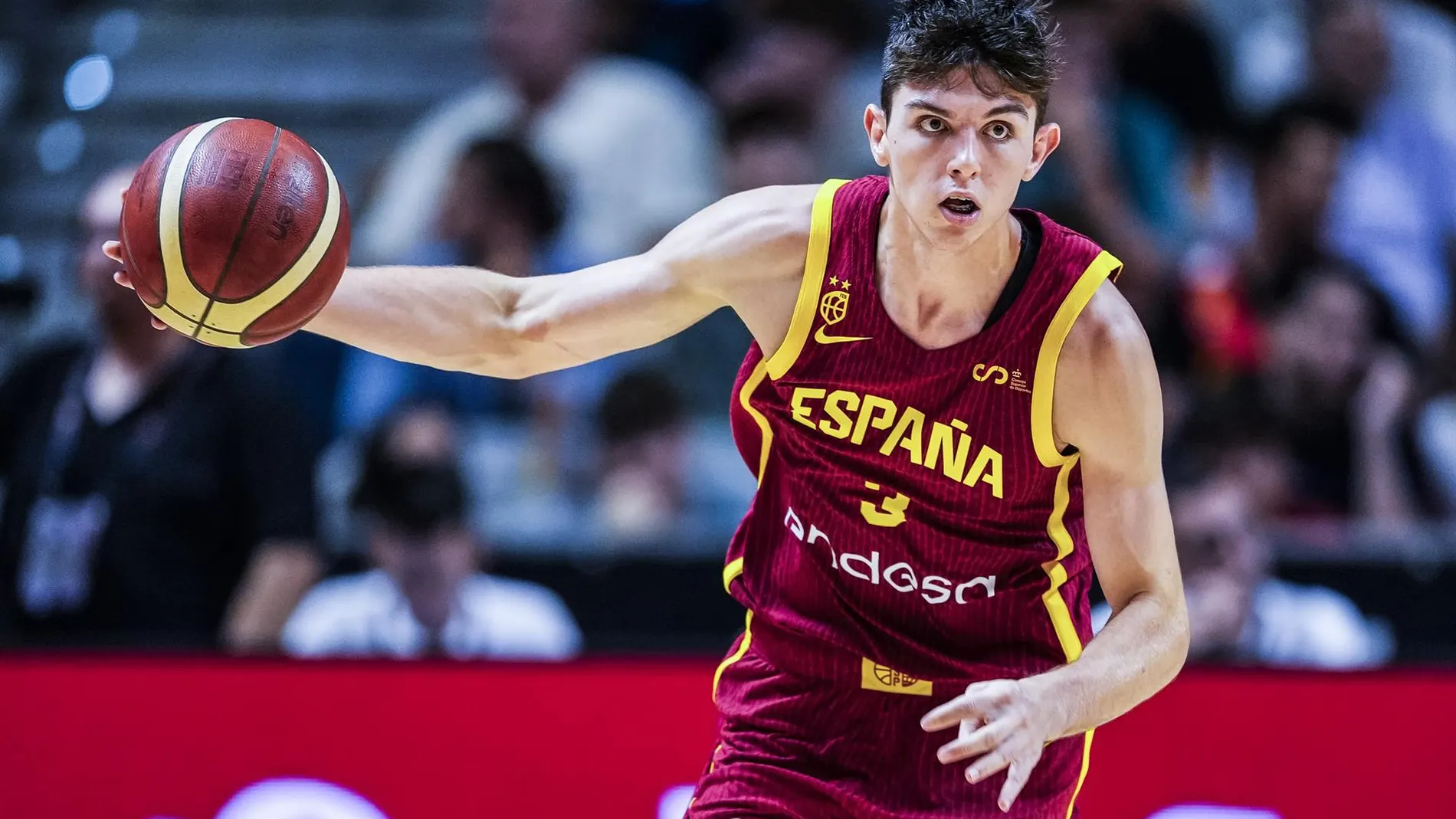 Sergio de Larrea, en un amistoso con la selección