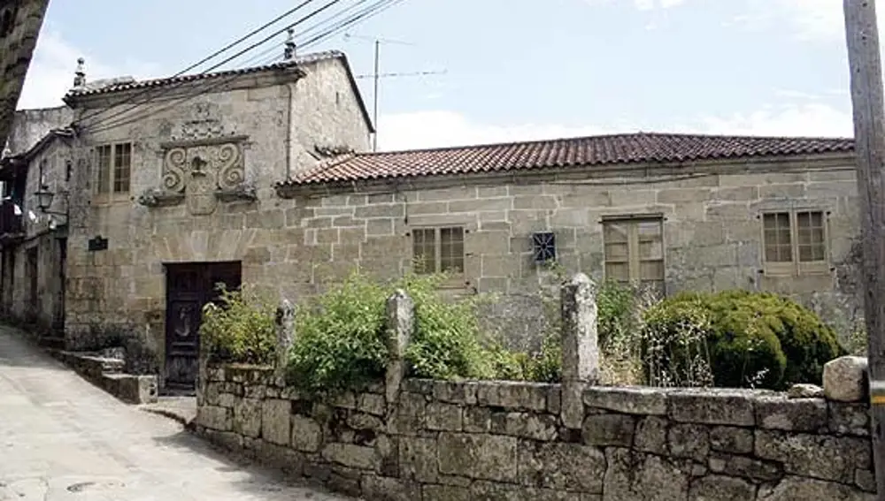 Uno de los pazos que se encuentran en la aldea