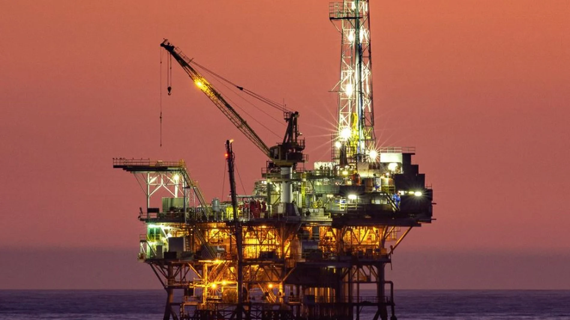 Economía.- La OPEP eleva la demanda mundial de petróleo en 2026 y recorta la previsión de suministro de sus rivales